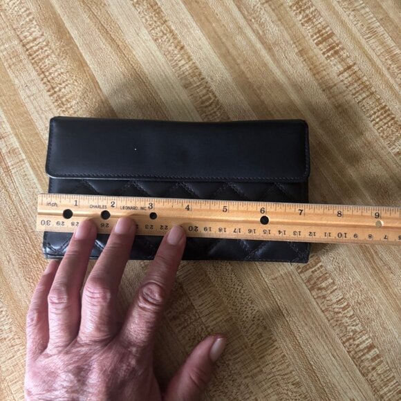 Burton Black Leather Quilted Checkbook Wallet - Picture 7 of 8